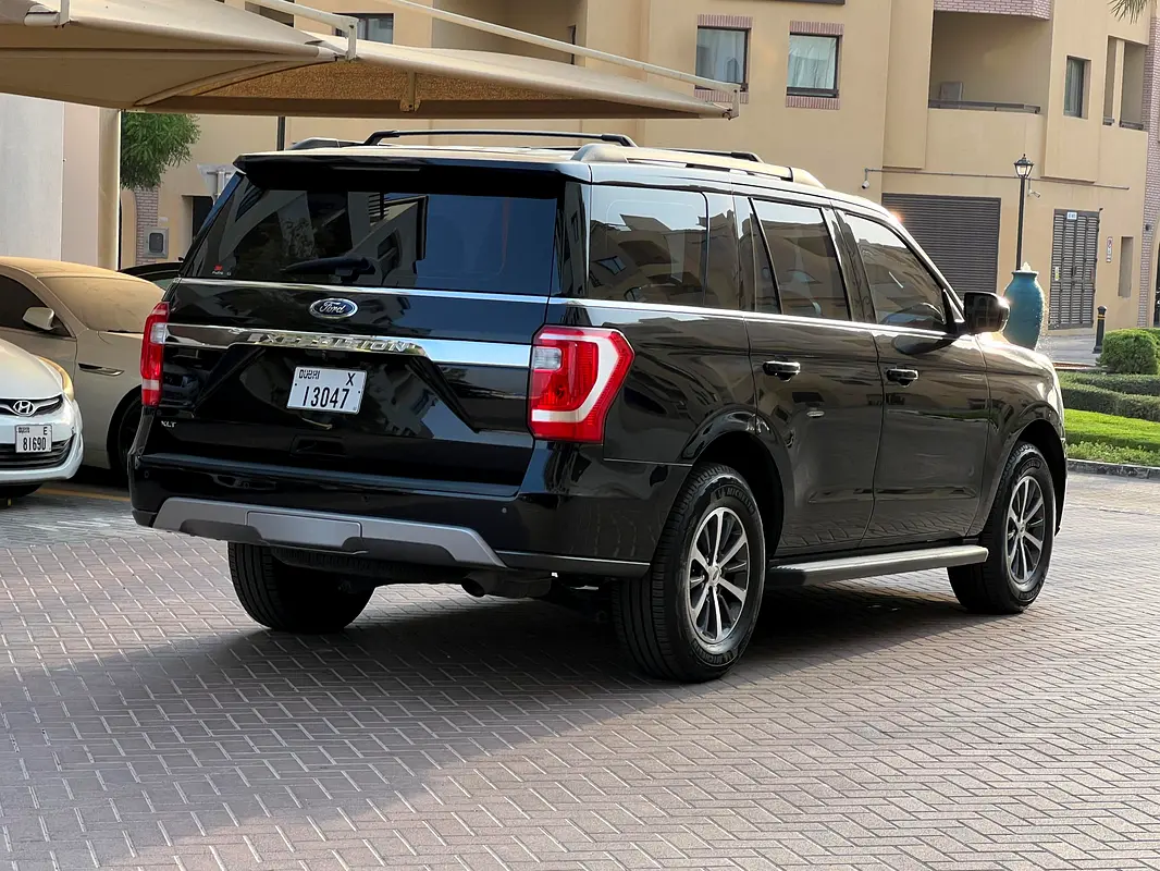 FORD Expedition XLT 2021 - photo 3 - Import Émirats | International Cars