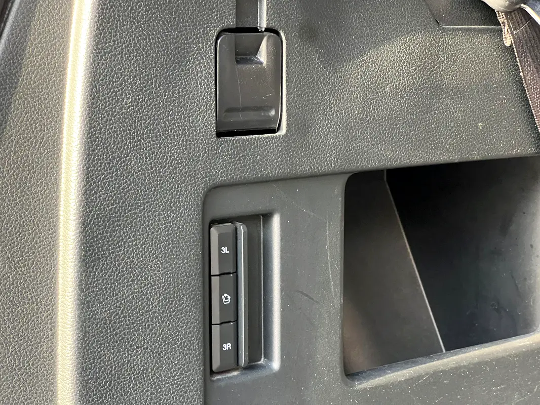 FORD Expedition XLT 2021 - photo 9 - Import Émirats | International Cars