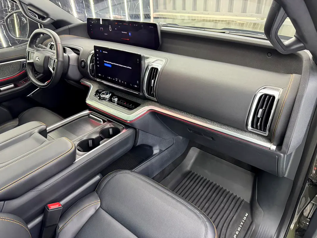 FORD Expedition Other 2025 - photo 11 - Import Émirats | International Cars