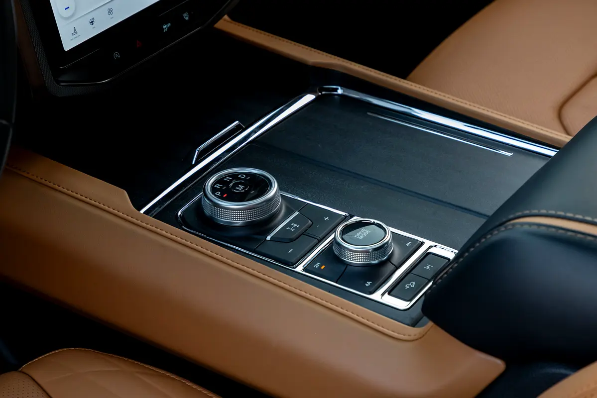 FORD Expedition Platinum 2024 - photo 10 - Import Émirats | International Cars