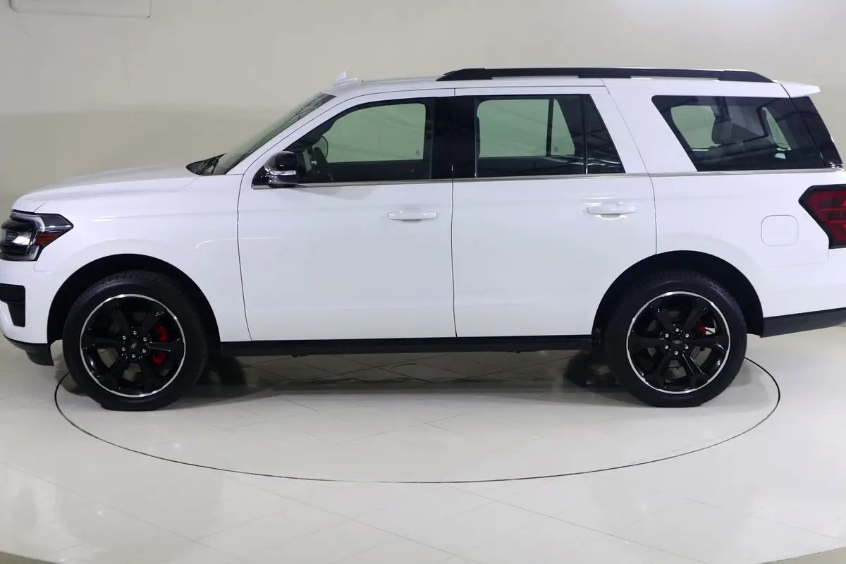 FORD Expedition Stealth 2024 - photo 4 - Import Émirats | International Cars