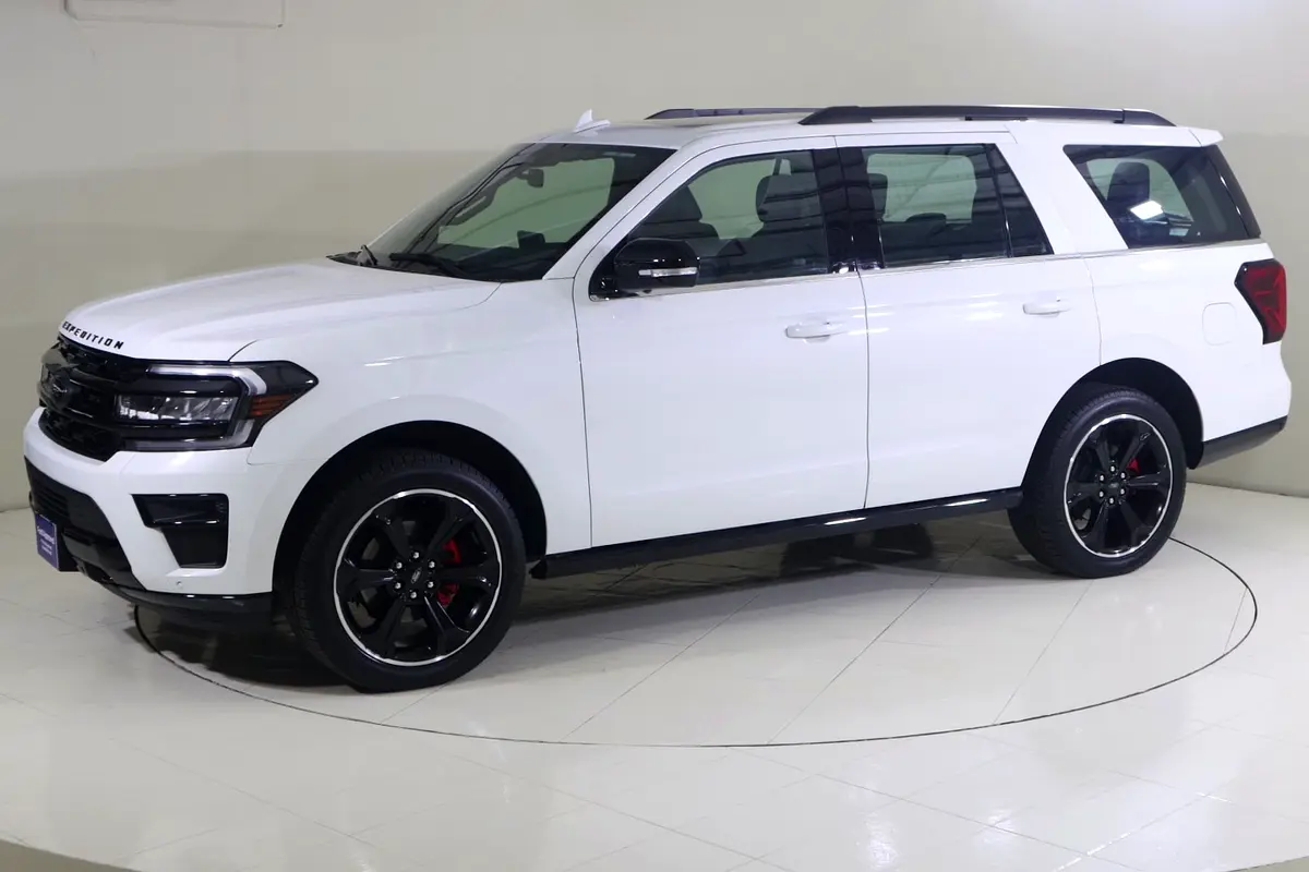 FORD Expedition Stealth 2024 - photo 7 - Import Émirats | International Cars