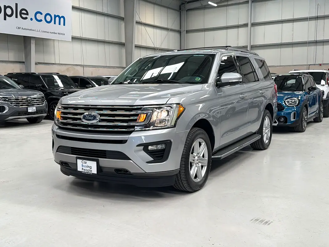 FORD Expedition XLT 2021 - photo 3 - Import Émirats | International Cars