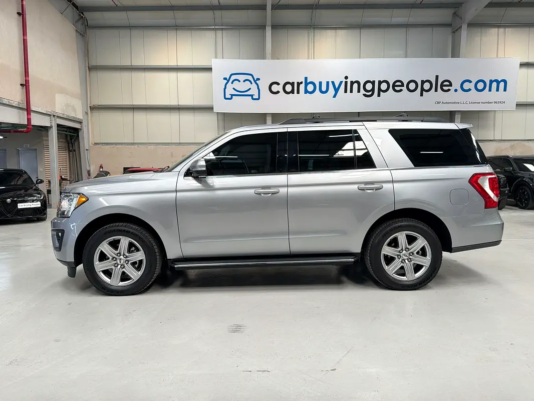 FORD Expedition XLT 2021 - photo 4 - Import Émirats | International Cars