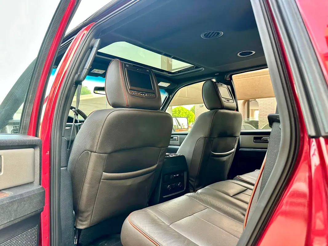 FORD Expedition King Ranch 2016 - photo 12 - Import Émirats | International Cars