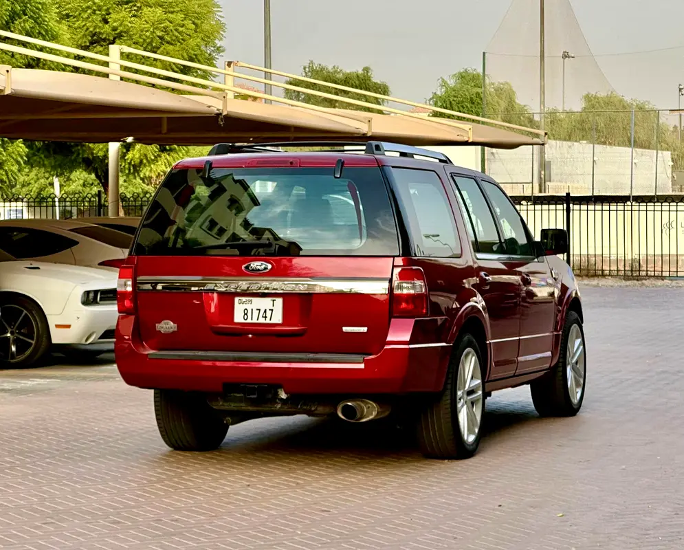 FORD Expedition King Ranch 2016 - photo 2 - Import Émirats | International Cars