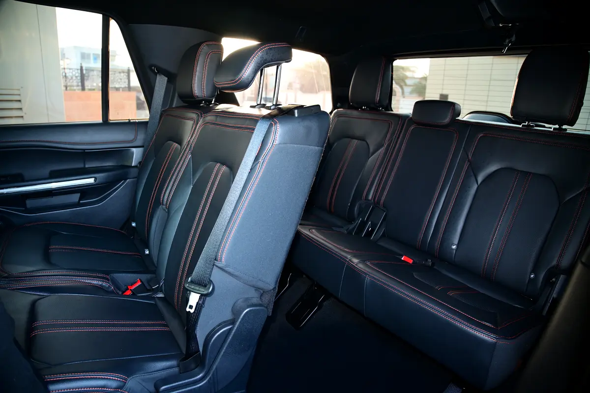 FORD Expedition XLT Timberline 2024 - photo 12 - Import Émirats | International Cars