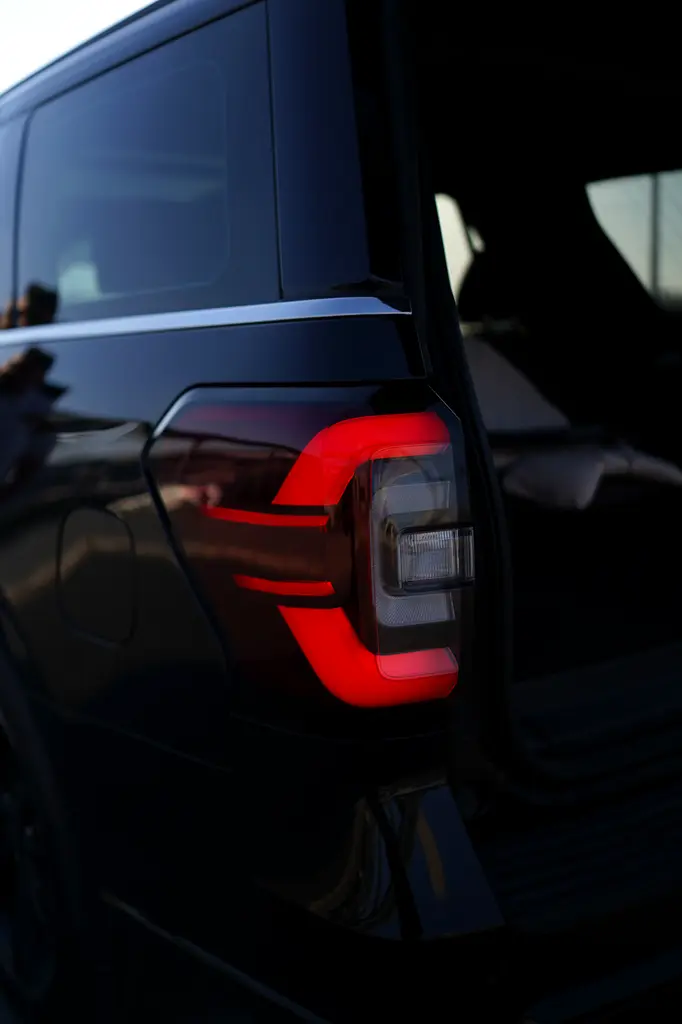 FORD Expedition Limited 2022 - photo 10 - Import Émirats | International Cars