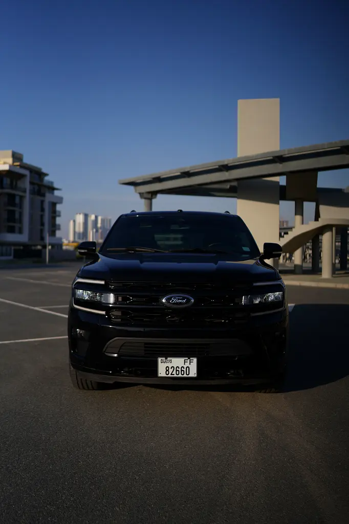 FORD Expedition Limited 2022 - photo 3 - Import Émirats | International Cars