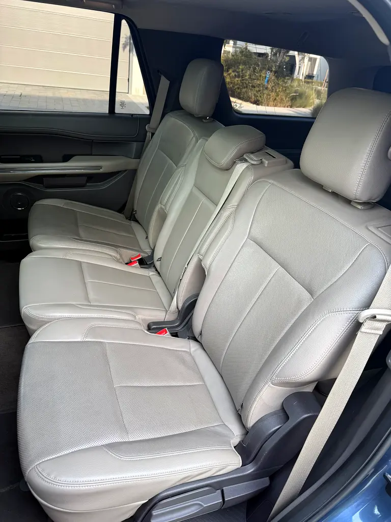 FORD Expedition XLT 2018 - photo 3 - Import Émirats | International Cars