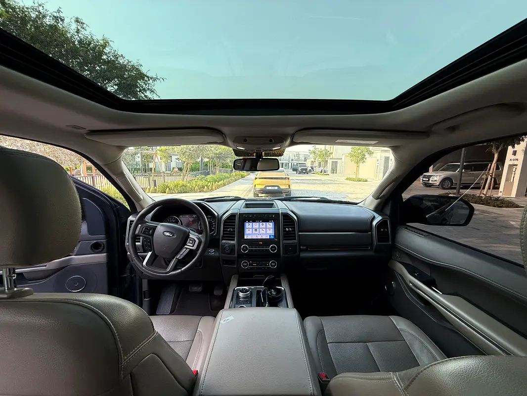 FORD Expedition XLT 2018 - photo 12 - Import Émirats | International Cars