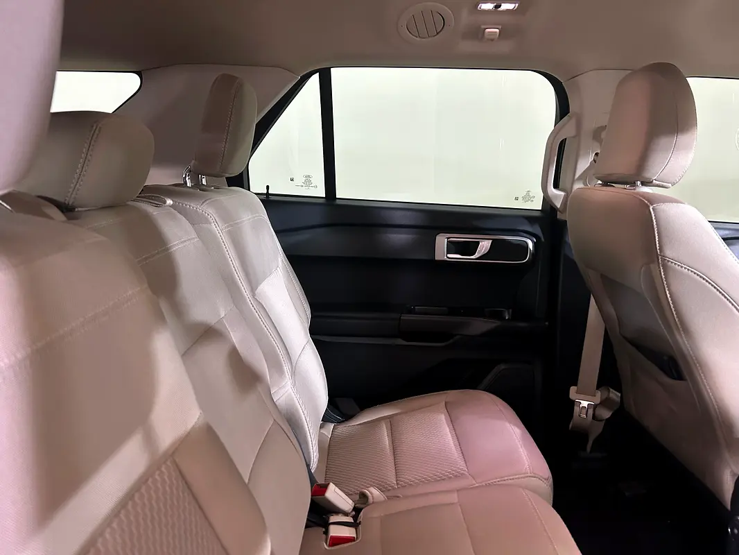 FORD Explorer Base 2023 - photo 12 - Import Émirats | International Cars