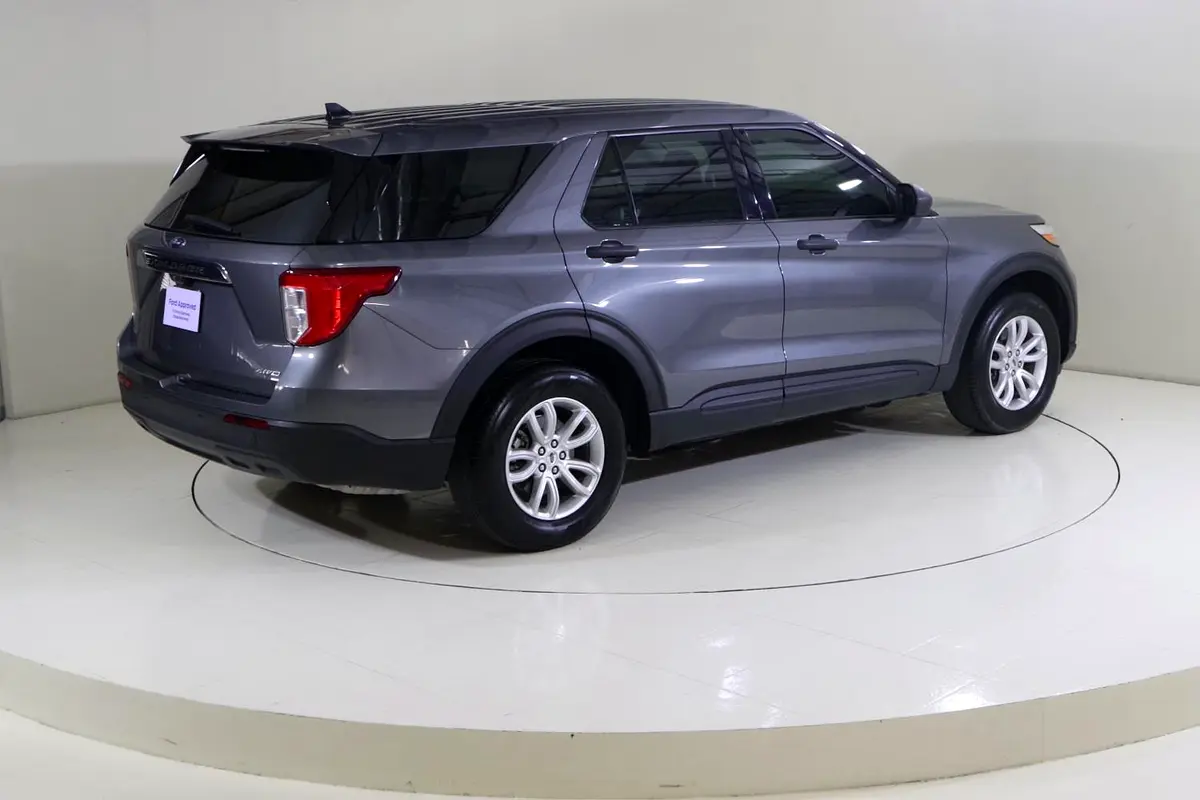 FORD Explorer Base 2023 - photo 7 - Import Émirats | International Cars