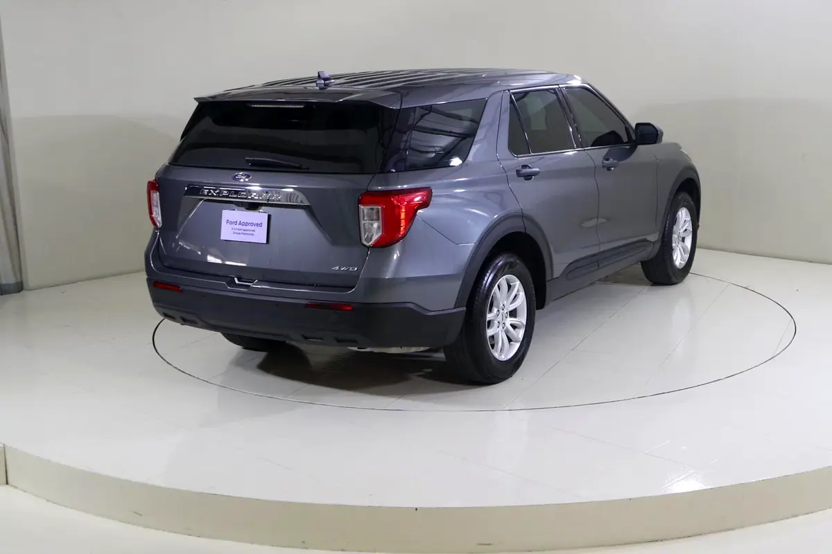 FORD Explorer Base 2023 - photo 8 - Import Émirats | International Cars