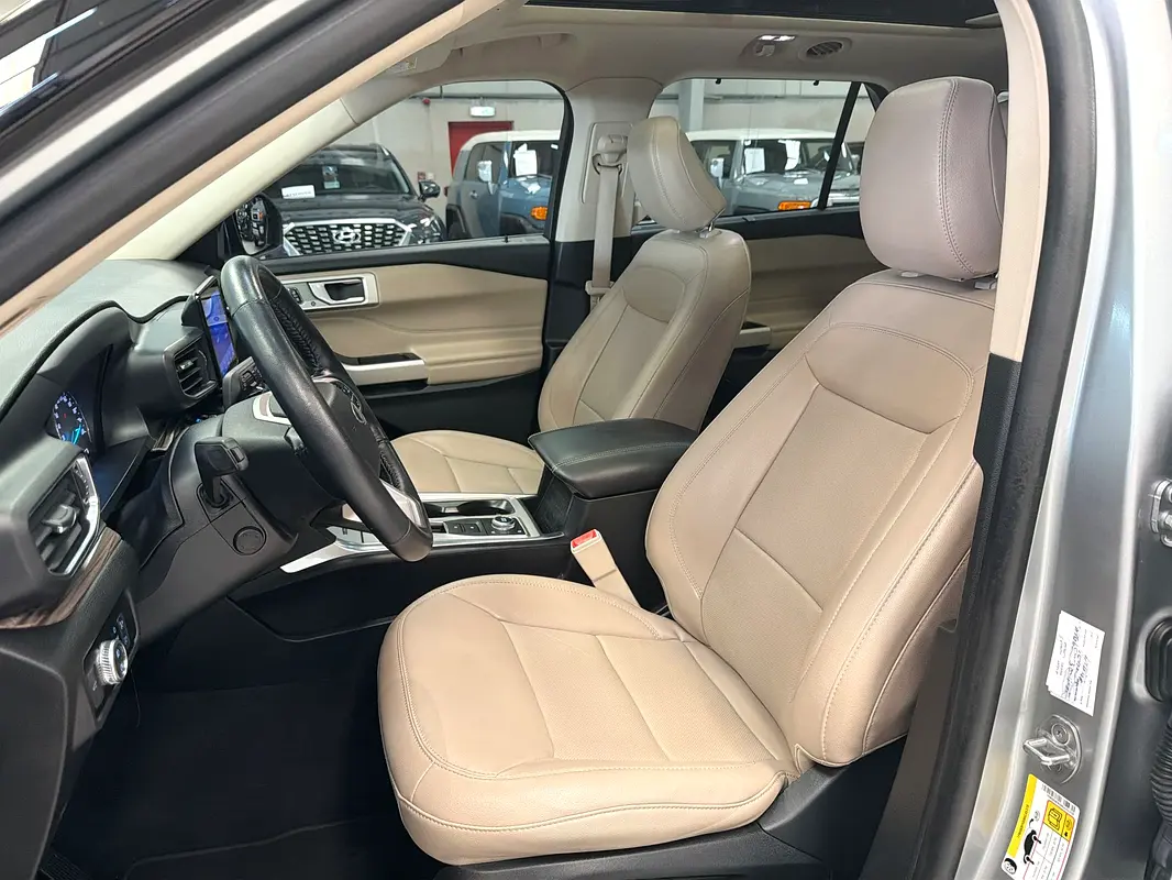 FORD Explorer Limited 2022 - photo 10 - Import Émirats | International Cars