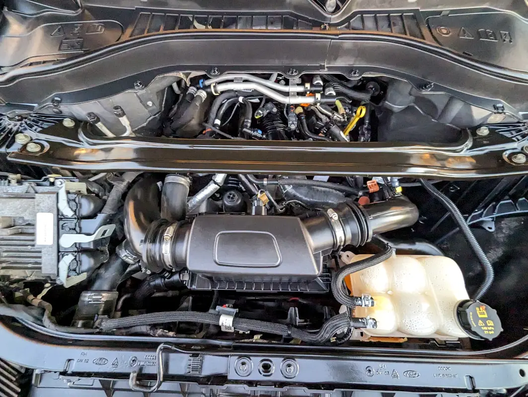 FORD Explorer ST 2021 - photo 10 - Import Émirats | International Cars