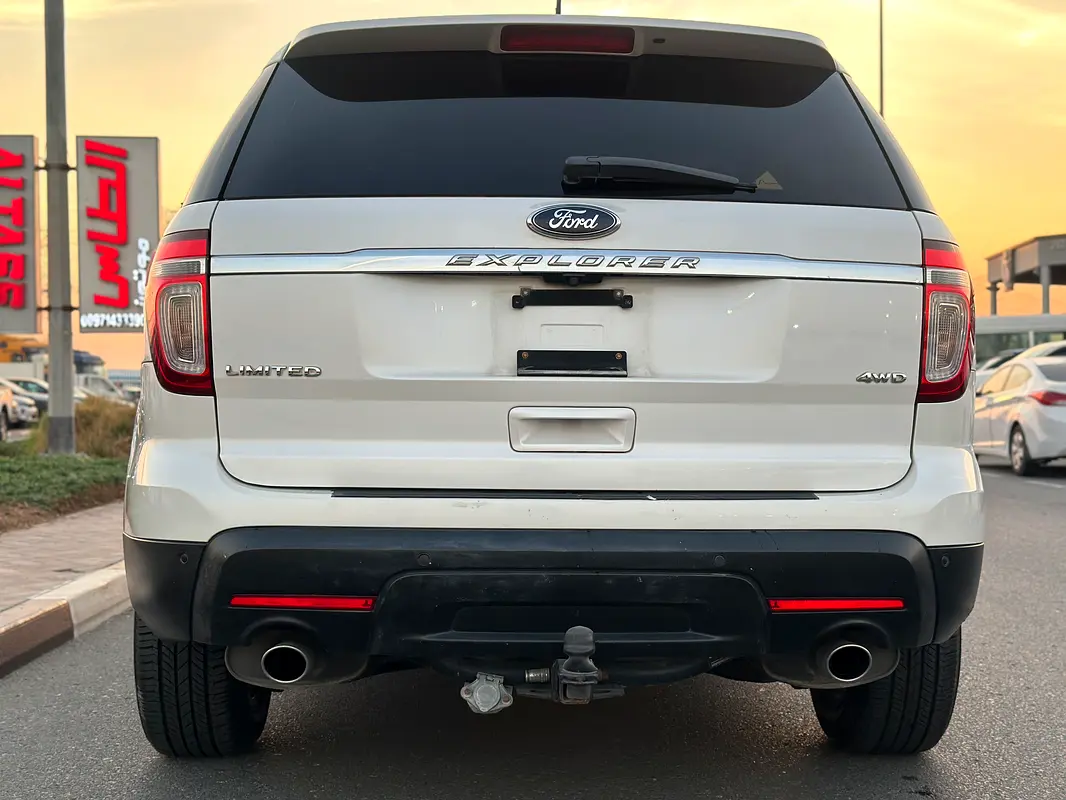 FORD Explorer Limited 2014 - photo 12 - Import Émirats | International Cars