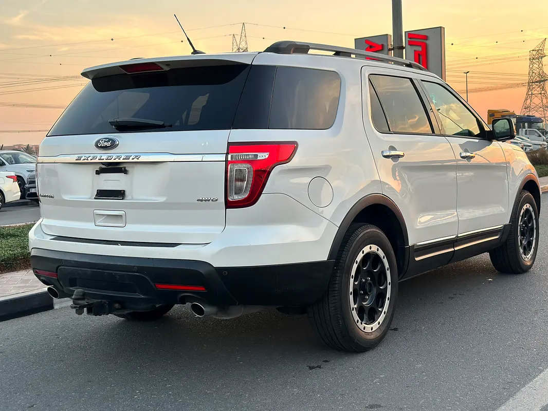 FORD Explorer Limited 2014 - photo 3 - Import Émirats | International Cars