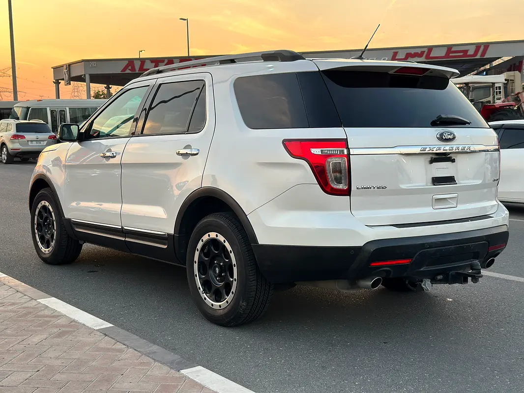 FORD Explorer Limited 2014 - photo 4 - Import Émirats | International Cars