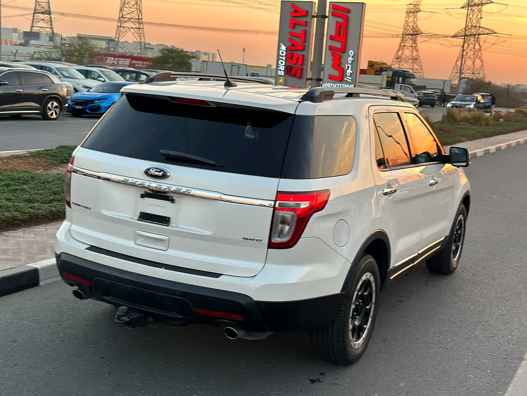 FORD Explorer Limited 2014 - photo 7 - Import Émirats | International Cars