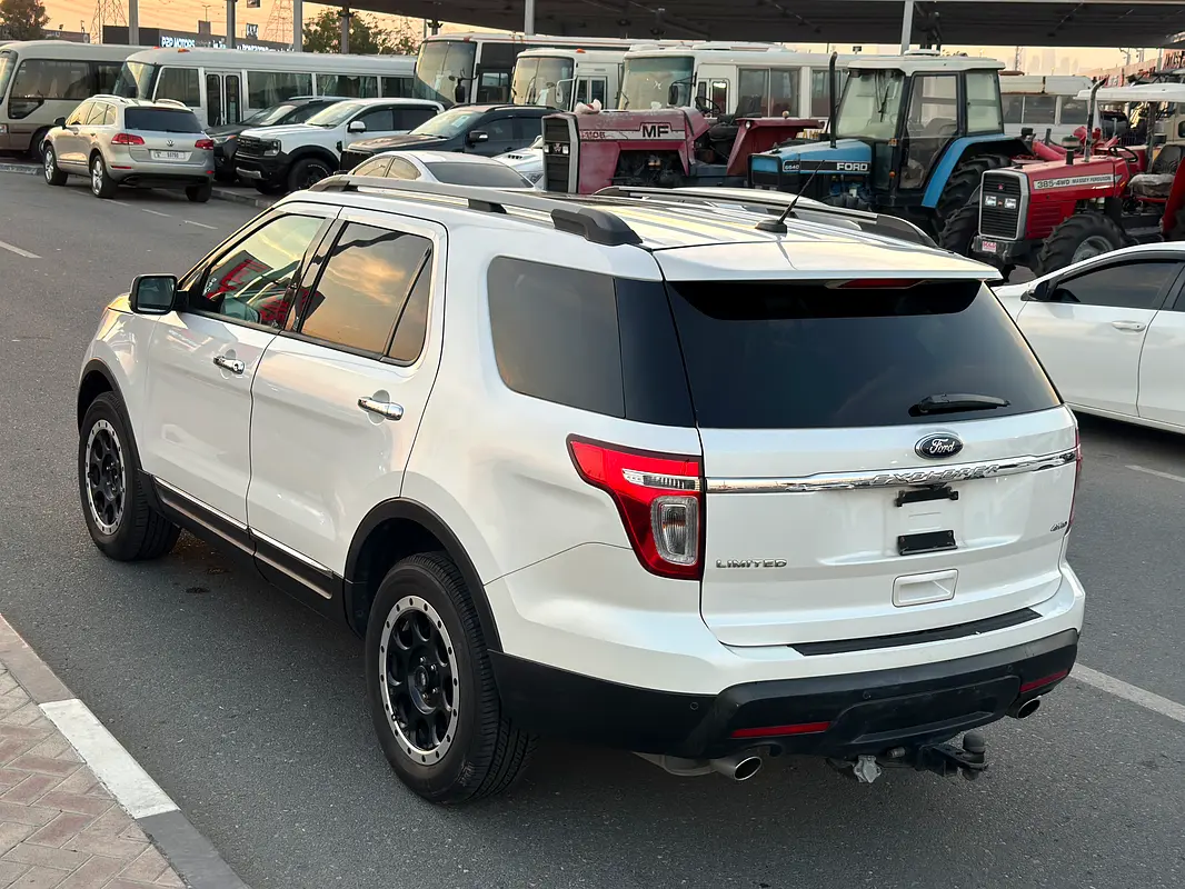 FORD Explorer Limited 2014 - photo 8 - Import Émirats | International Cars