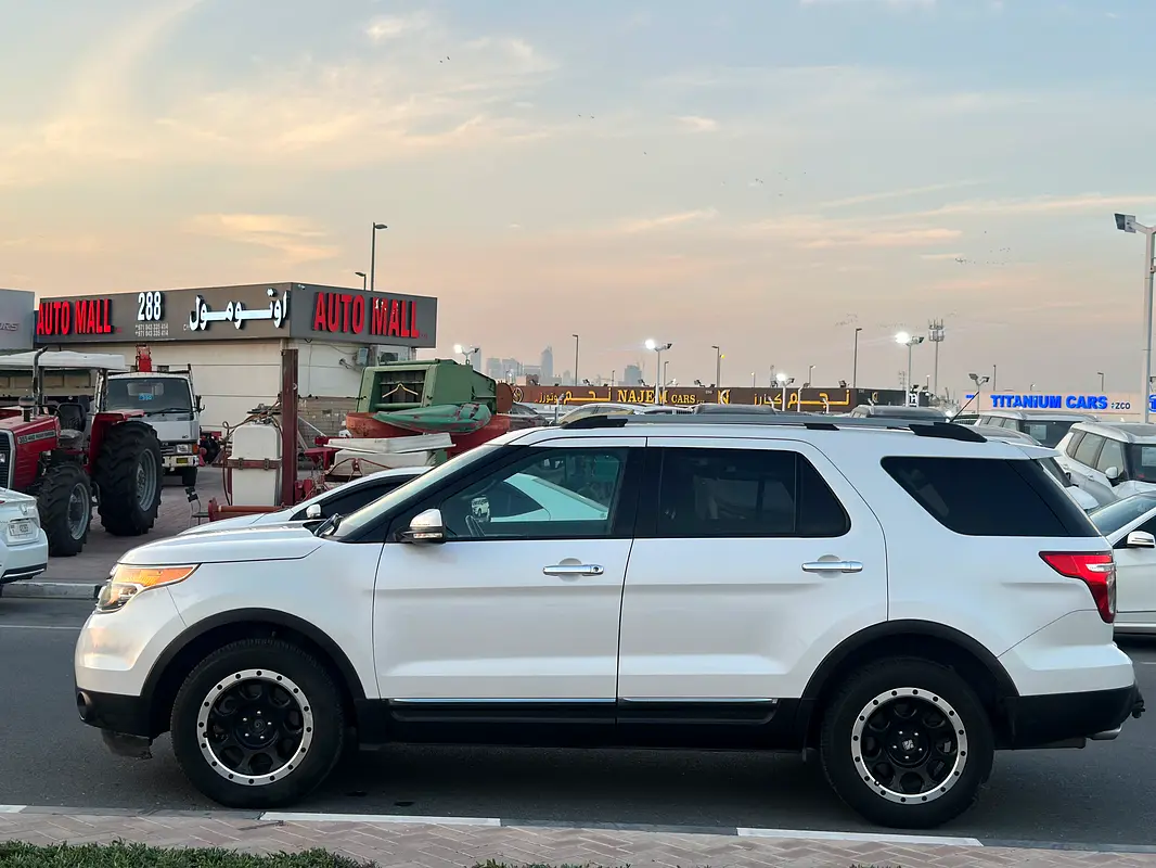 FORD Explorer Limited 2014 - photo 9 - Import Émirats | International Cars