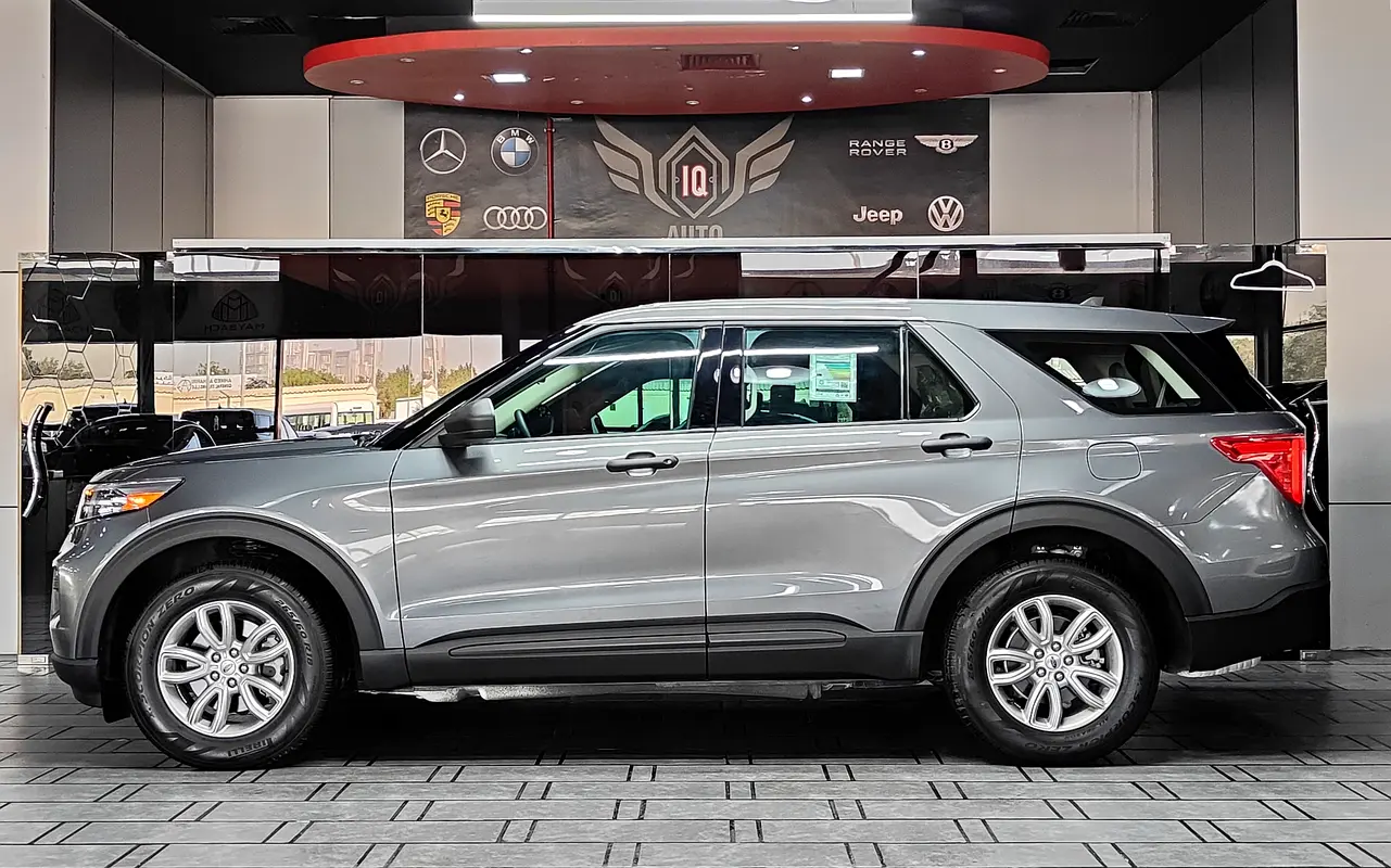 FORD Explorer Base 2023 - photo 7 - Import Émirats | International Cars