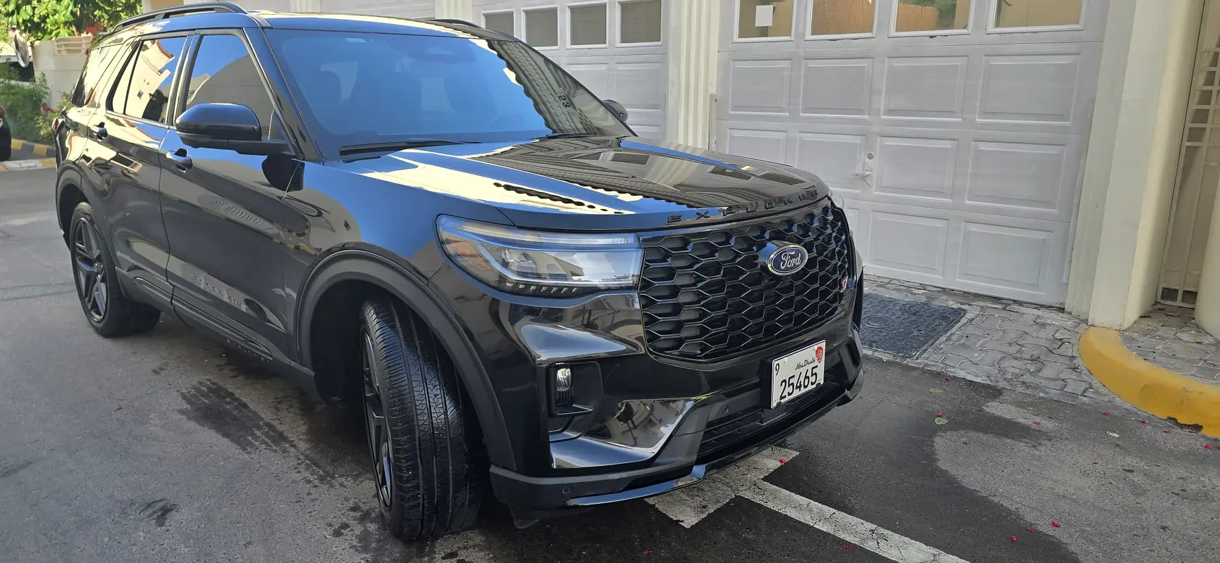 FORD Explorer ST 2025 - photo 2 - Import Émirats | International Cars