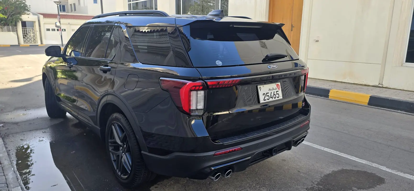 FORD Explorer ST 2025 - photo 3 - Import Émirats | International Cars