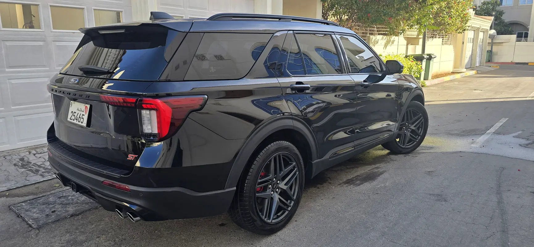 FORD Explorer ST 2025 - photo 4 - Import Émirats | International Cars