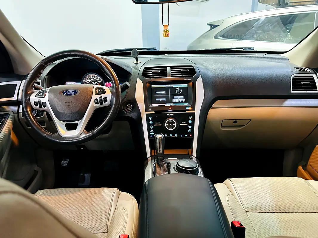 FORD Explorer Platinum 2015 - photo 12 - Import Émirats | International Cars