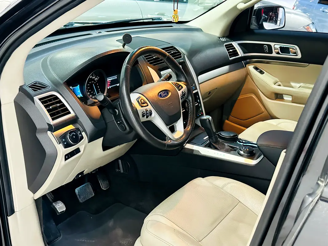 FORD Explorer Platinum 2015 - photo 9 - Import Émirats | International Cars