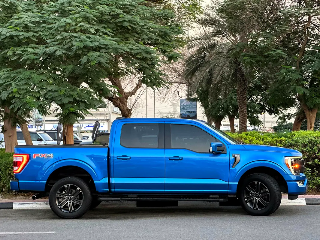 FORD F-Series Pickup Lariat 2021 - photo 4 - Import Émirats | International Cars