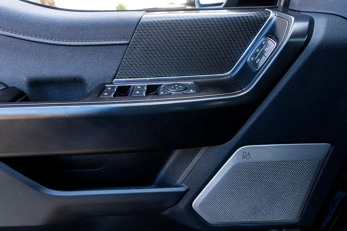 FORD F-Series Pickup Raptor 2022 - photo 11 - Import Émirats | International Cars