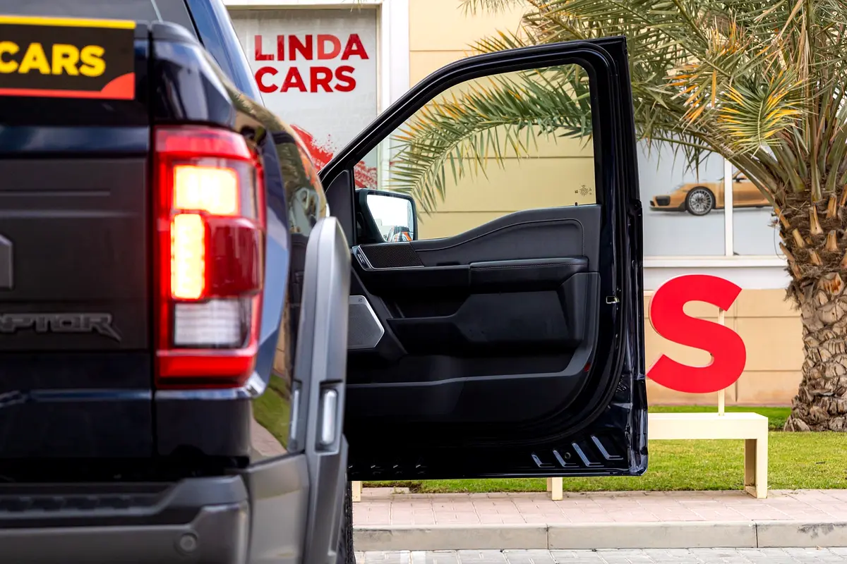FORD F-Series Pickup Raptor 2022 - photo 6 - Import Émirats | International Cars