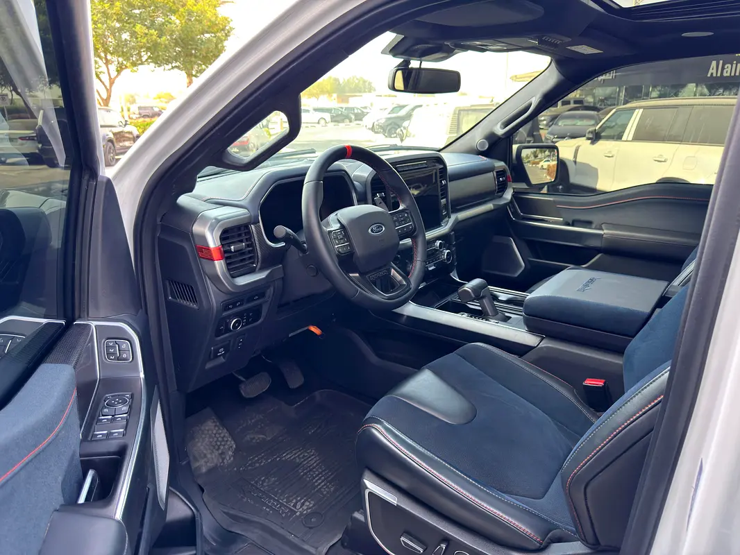 FORD F-Series Pickup Raptor 2023 - photo 6 - Import Émirats | International Cars