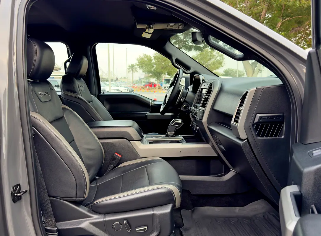 FORD F-Series Pickup Raptor 2018 - photo 10 - Import Émirats | International Cars