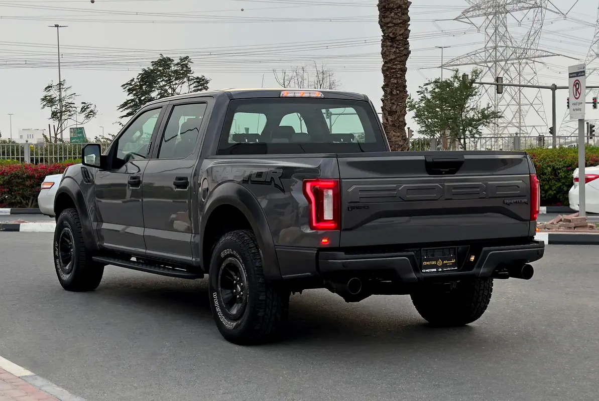 FORD F-Series Pickup Raptor 2018 - photo 4 - Import Émirats | International Cars