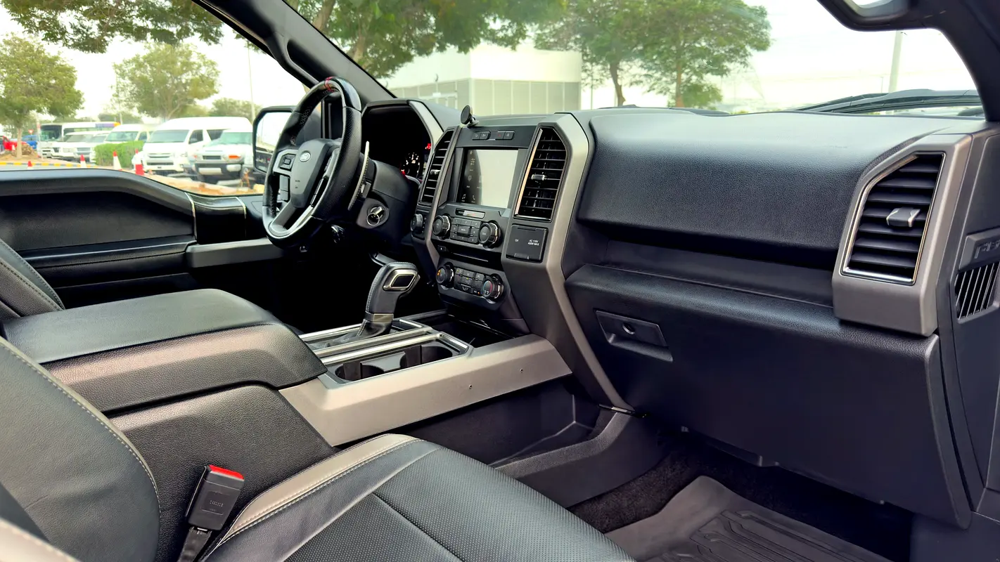 FORD F-Series Pickup Raptor 2018 - photo 9 - Import Émirats | International Cars