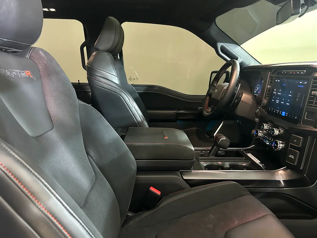 FORD F-Series Pickup Raptor 2024 - photo 10 - Import Émirats | International Cars