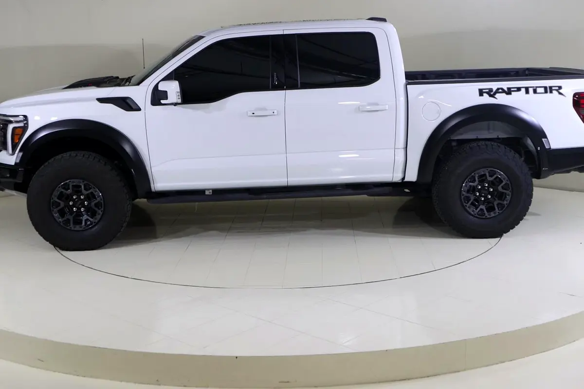 FORD F-Series Pickup Raptor 2024 - photo 5 - Import Émirats | International Cars
