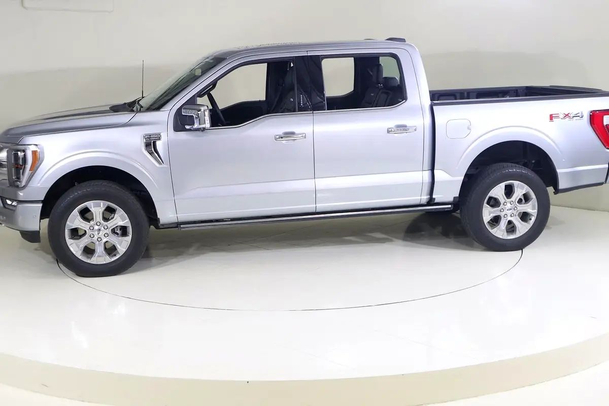 FORD F-Series Pickup Platinum 2023 - photo 5 - Import Émirats | International Cars