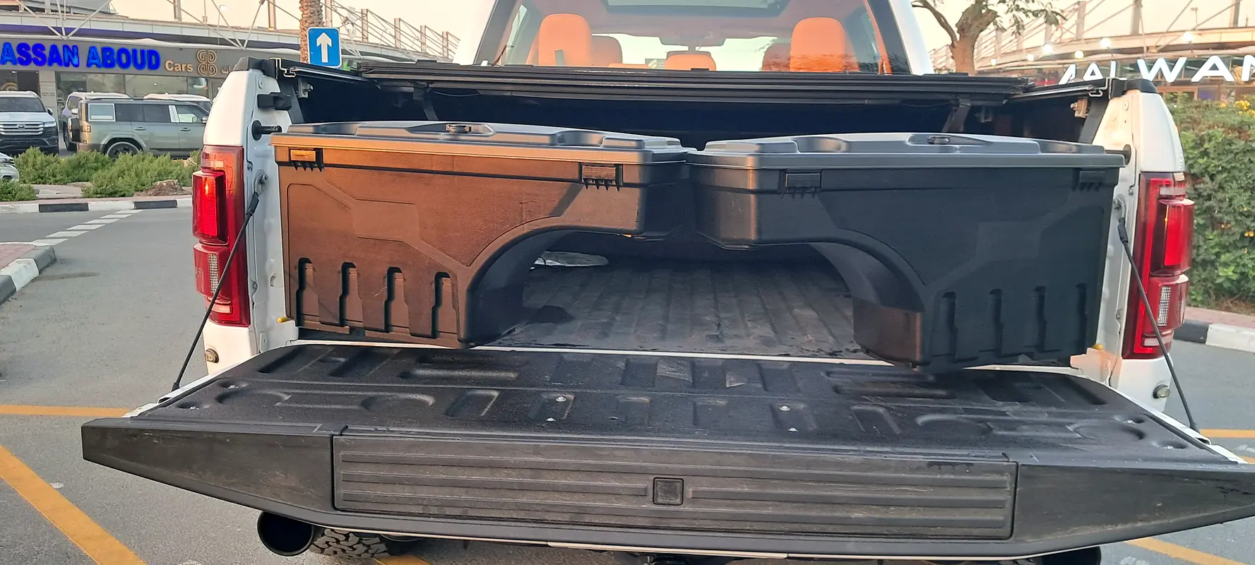 FORD F-Series Pickup Raptor 2020 - photo 6 - Import Émirats | International Cars