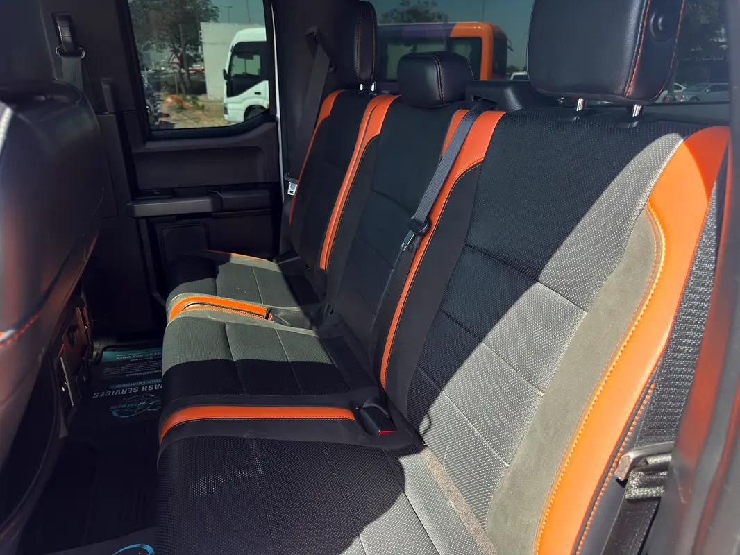 FORD F-Series Pickup Raptor 2018 - photo 8 - Import Émirats | International Cars