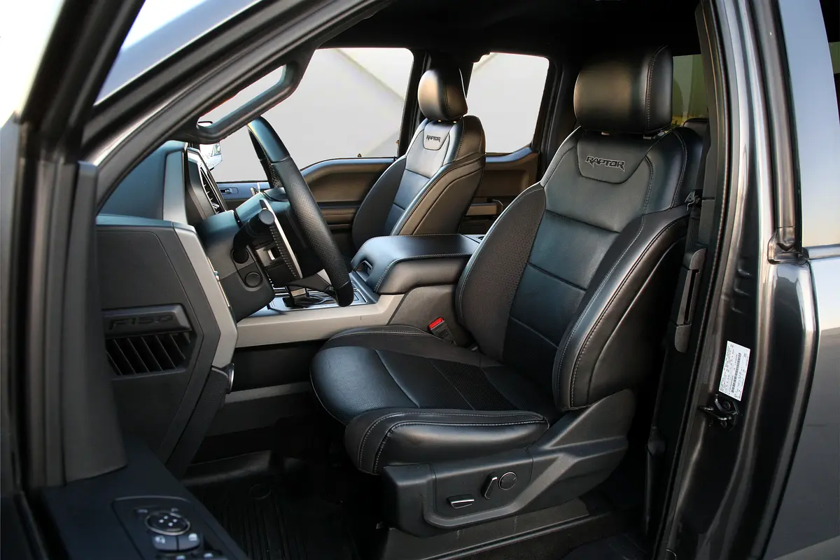 FORD F-Series Pickup Raptor 2020 - photo 9 - Import Émirats | International Cars