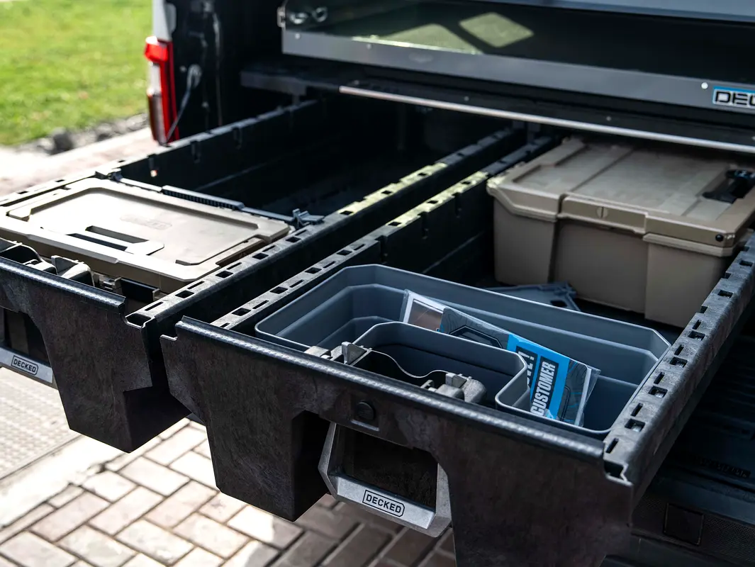 FORD F-Series Pickup Raptor 2023 - photo 10 - Import Émirats | International Cars