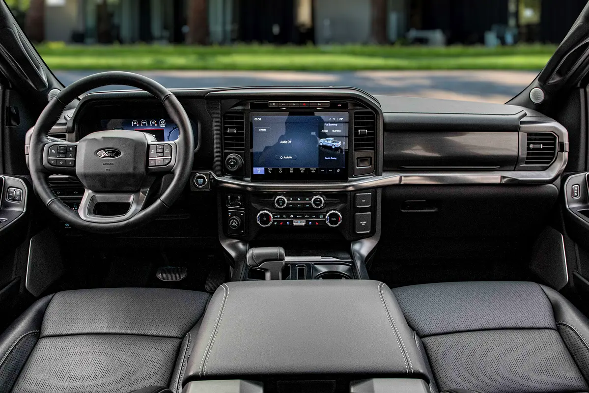 FORD F-Series Pickup Lariat 2024 - photo 8 - Import Émirats | International Cars