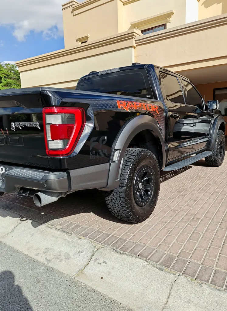 FORD F-Series Pickup Raptor 2022 - photo 2 - Import Émirats | International Cars