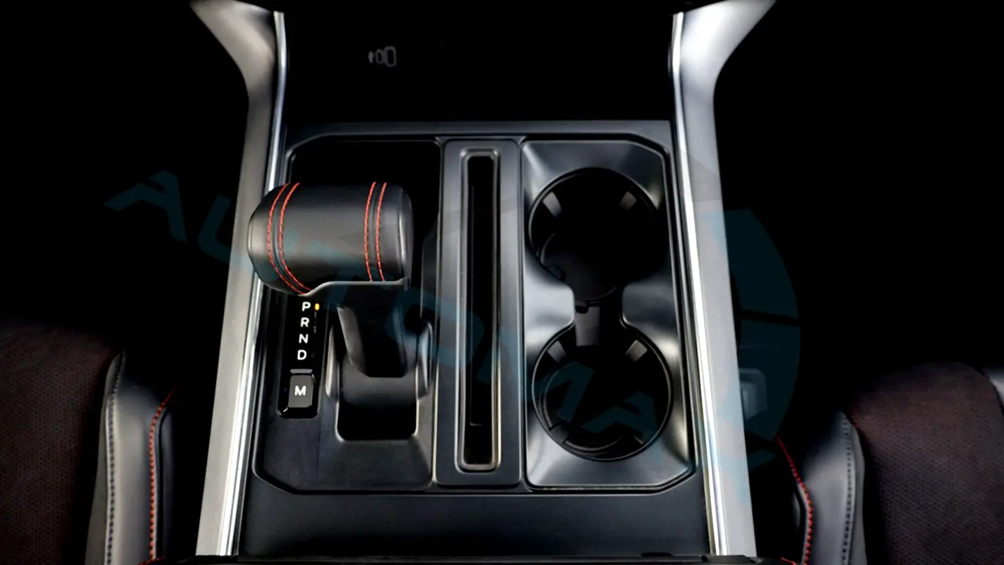 FORD F-Series Pickup Raptor 2025 - photo 12 - Import Émirats | International Cars