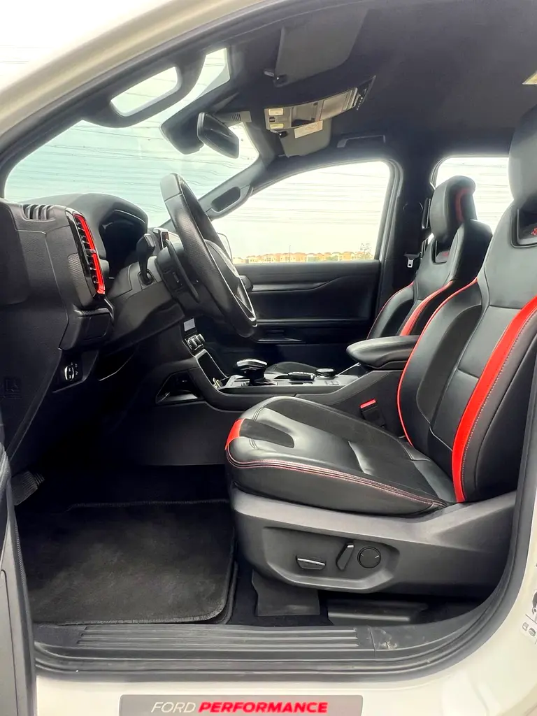 FORD Ranger Raptor 2024 - photo 10 - Import Émirats | International Cars